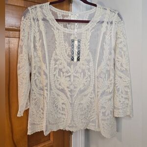 NWT Elegant Sheer Cream Lace Top Sz M